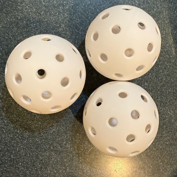 Disco Country Club Happy Hour Pickleball Set NIB - Picture 7 of 8